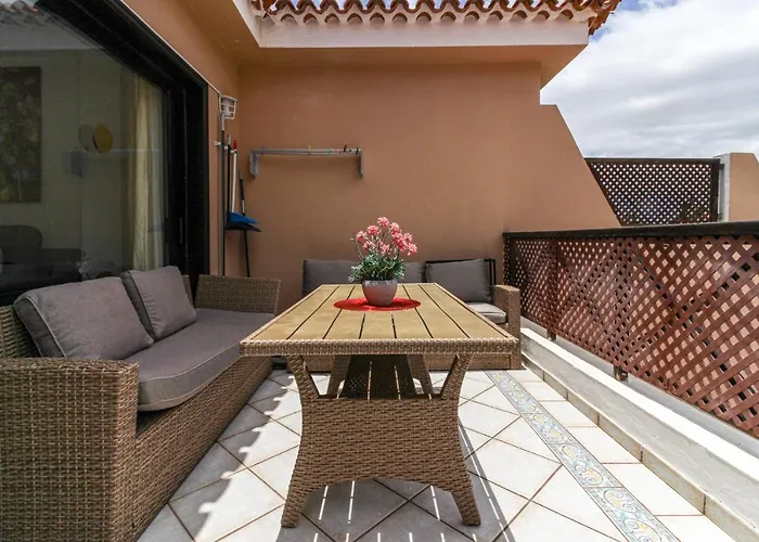 Beautiful Penthouse With Heated Swimming Pool Golf Del Sur 圣米格尔德阿沃纳