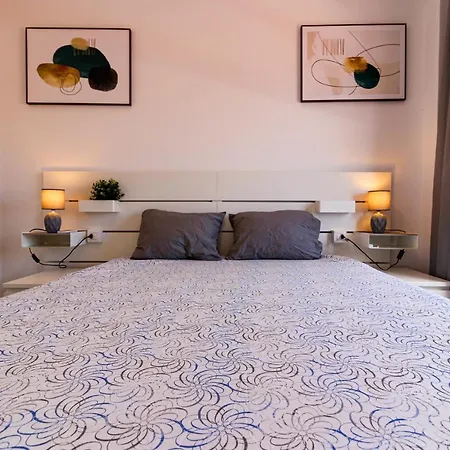 Beautiful Floor With Air Condition And Heated Swimming Pool Golf Del Sur San Miguel de Abona