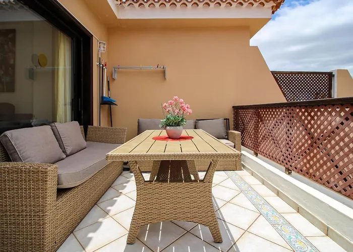 Beautiful Penthouse With Heated Swimming Pool Golf Del Sur דירה